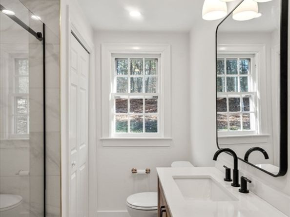 262 Cochituate Rd, Wayland MA 01778