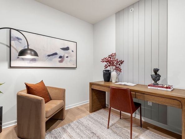 320 Martins Landing Way 403, North Reading MA 01864