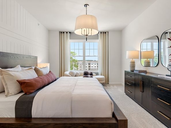 320 Martins Landing Way 403, North Reading MA 01864