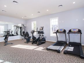 320 Martins Landing Way 403, North Reading MA 01864