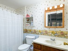 177 Chapman Pl 177, Leominster MA 01453