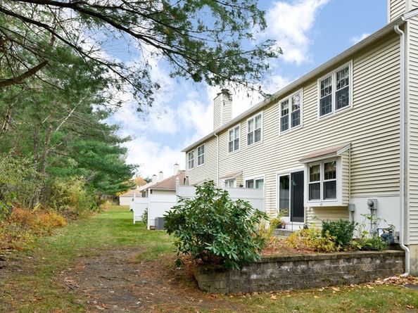 177 Chapman Pl 177, Leominster MA 01453