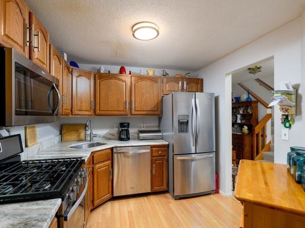 177 Chapman Pl 177, Leominster MA 01453