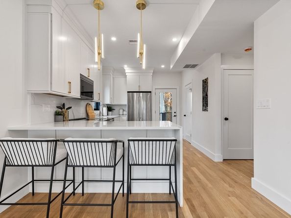 599 Sea St 1, Quincy MA 02169