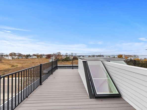 599 Sea St 1, Quincy MA 02169