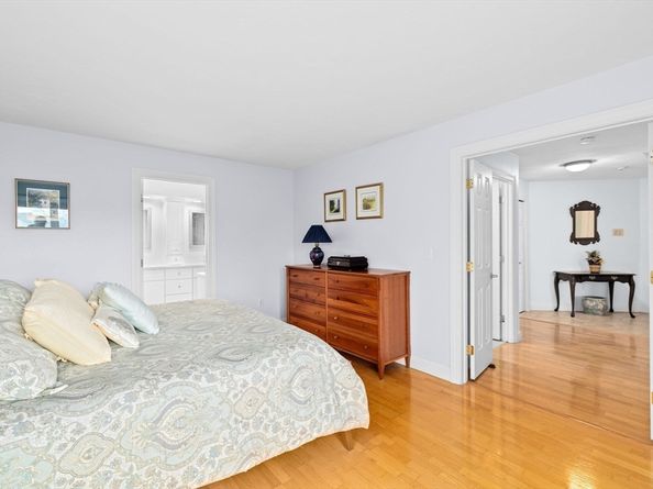 92 Cliffside Dr hole 2, Plymouth MA 02360