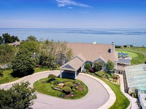92 Cliffside Dr hole 2, Plymouth MA 02360