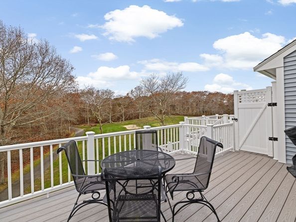 92 Cliffside Dr hole 2, Plymouth MA 02360