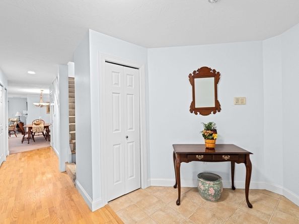 92 Cliffside Dr hole 2, Plymouth MA 02360