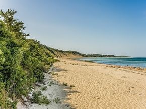 92 Cliffside Dr hole 2, Plymouth MA 02360