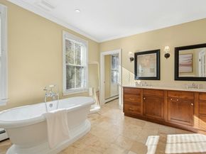 149a Bishop Allen Drive A, Cambridge MA 02139