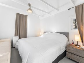 29 Cottage St, Wellesley MA 02482