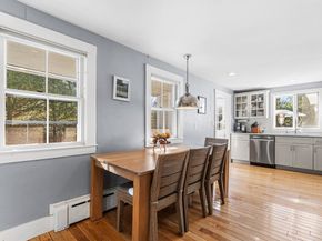 29 Cottage St, Wellesley MA 02482