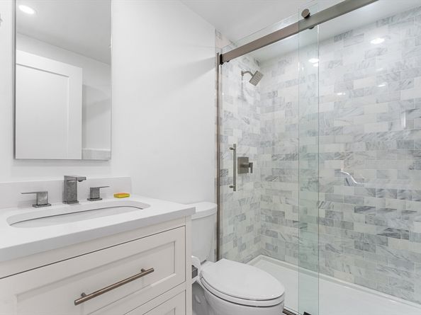 29 Cottage St, Wellesley MA 02482