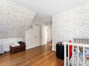 29 Cottage St, Wellesley MA 02482