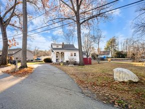 20 Byrne Ave, Westford MA 01886
