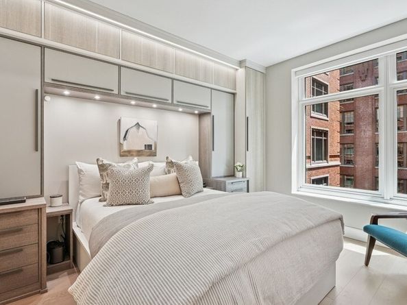 100 Lovejoy Wharf 5 N, Boston MA 02114