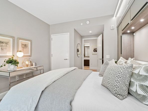 100 Lovejoy Wharf 5 N, Boston MA 02114