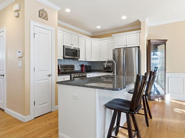 13 Fremont St 13, Woburn MA 01801