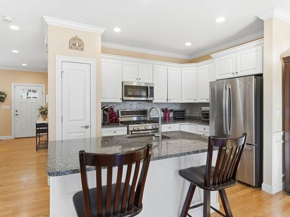 13 Fremont St 13, Woburn MA 01801