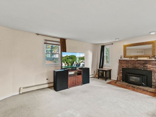 1376 Concord Street, Framingham MA 01701