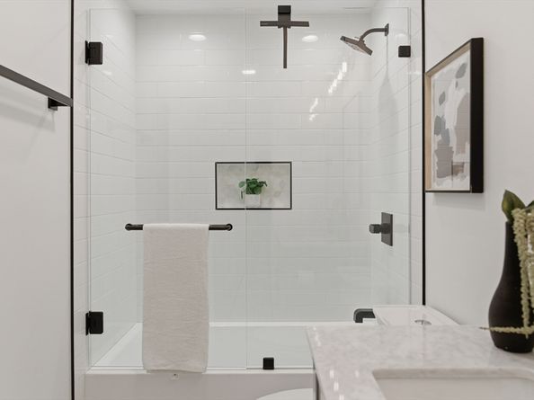 398 Bremen Street 2, Boston MA 02128