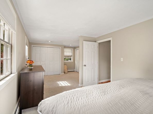 12 Patti Ln, Maynard MA 01754