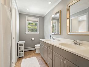 12 Patti Ln, Maynard MA 01754