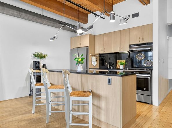 9 West Broadway 508, Boston MA 02127