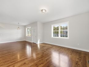 20 Willow St, Clinton MA 01510