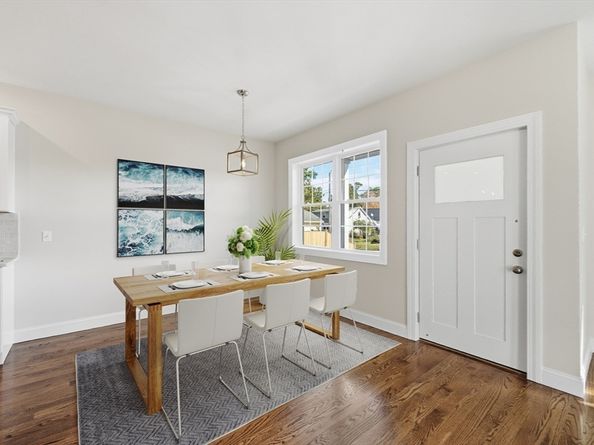 20 Willow St, Clinton MA 01510