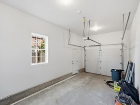 20 Willow St, Clinton MA 01510