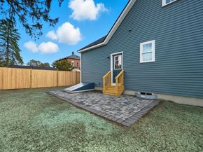 20 Willow St, Clinton MA 01510