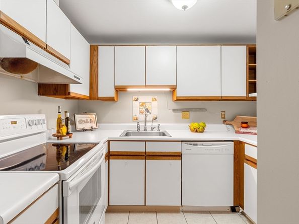 1 Watermill Pl 228, Arlington MA 02476