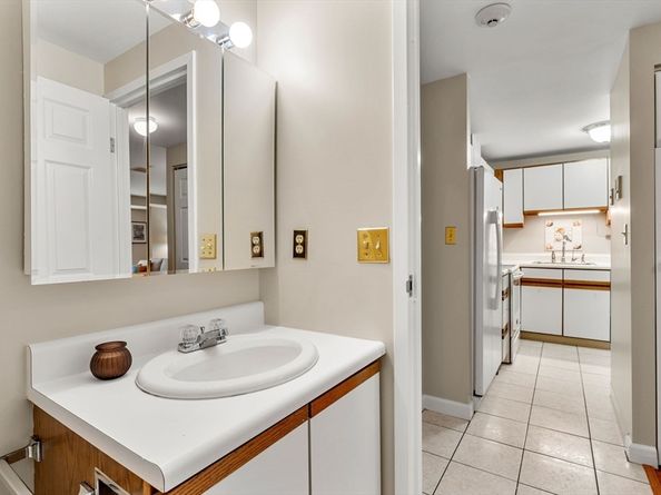1 Watermill Pl 228, Arlington MA 02476