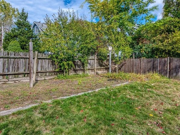 87 Knoll Street, Boston MA 02131