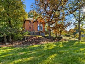 1125 W Roxbury Pkwy, Brookline MA 02467