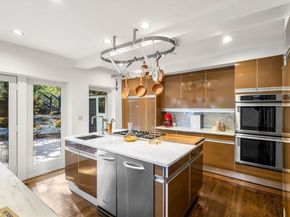 1125 W Roxbury Pkwy, Brookline MA 02467