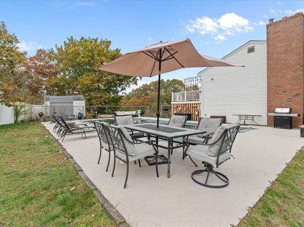 117 Elliott St, Danvers MA 01923