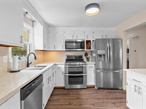 117 Elliott St, Danvers MA 01923