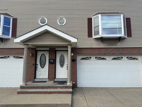 171 Bellrock 171, Everett MA 02149