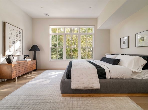 115 Windsor Rd, Newton MA 02468