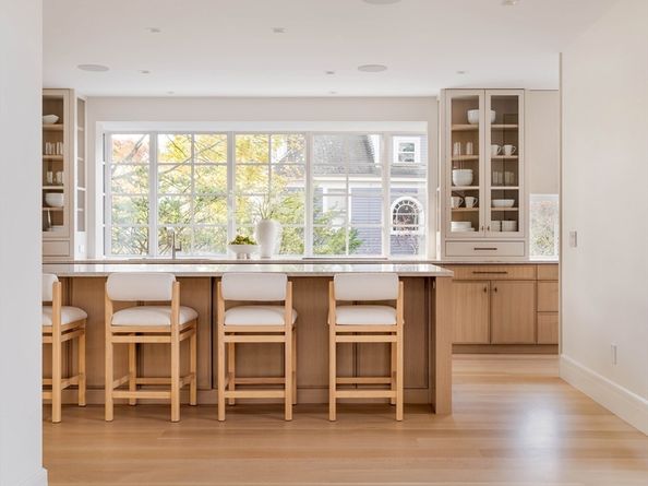 115 Windsor Rd, Newton MA 02468