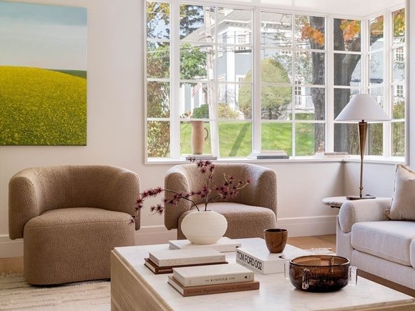 115 Windsor Rd, Newton MA 02468