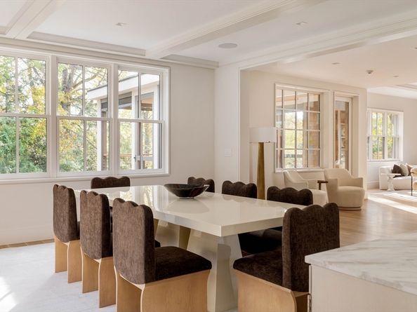 115 Windsor Rd, Newton MA 02468