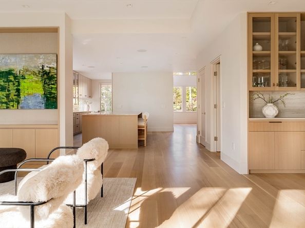 115 Windsor Rd, Newton MA 02468