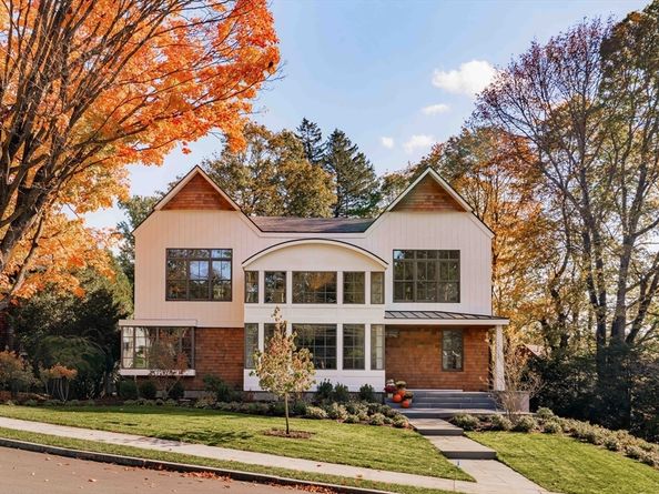 115 Windsor Rd, Newton MA 02468