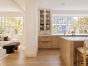 115 Windsor Rd, Newton MA 02468