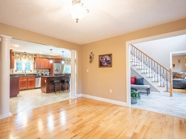 2 Camden Drive, Auburn MA 01501