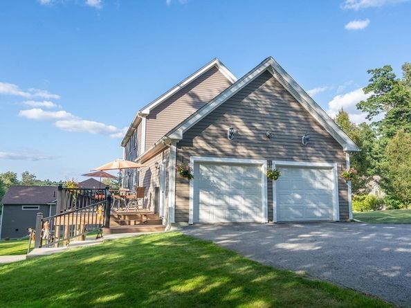 2 Camden Drive, Auburn MA 01501